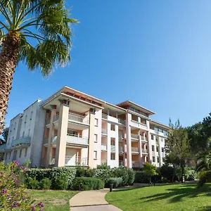 Aparthotel Vacancéole - Les Calanques Du Parc