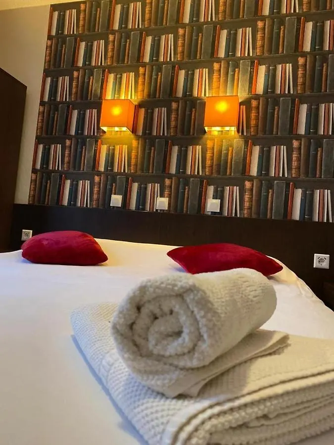 Hotel Logis Hostellerie De L'Abbaye Le Thoronet